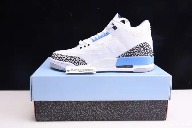 Rep 3 CT8532-104 Air Jordan UNC 0604